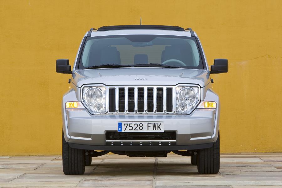  Jeep Cherokee 2008 года  (фото 121 из 161)